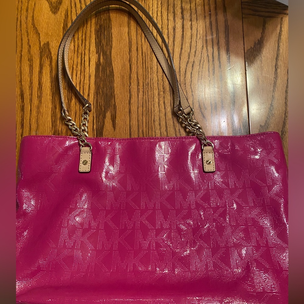 Michael Kors magenta purse